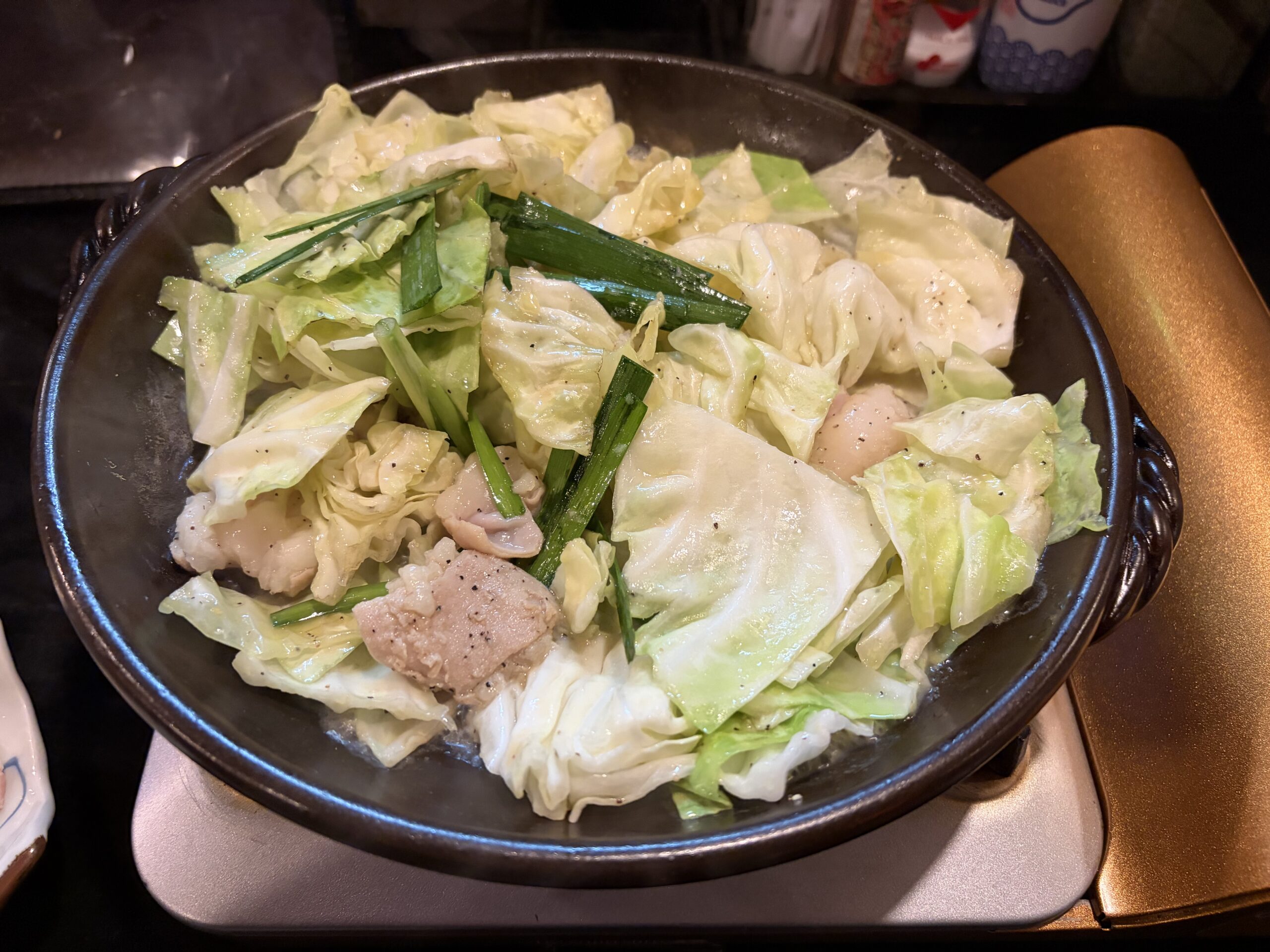 白ホルモン鉄板焼き